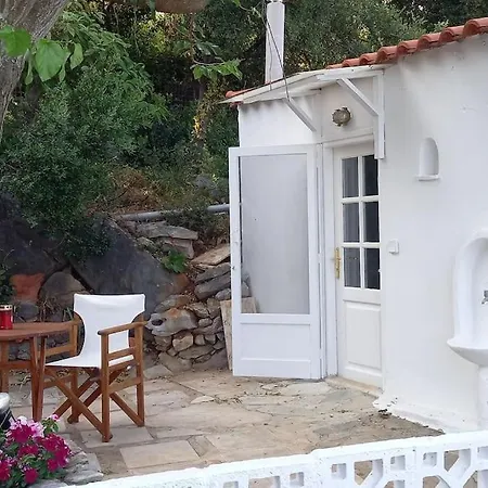 Holiday home Katafygio, Hillside Hideaway In