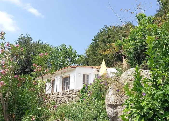 Holiday home Katafygio, Hillside Hideaway In *